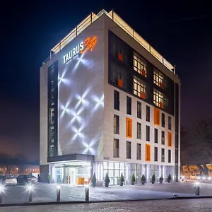 Taurus Otel Lviv